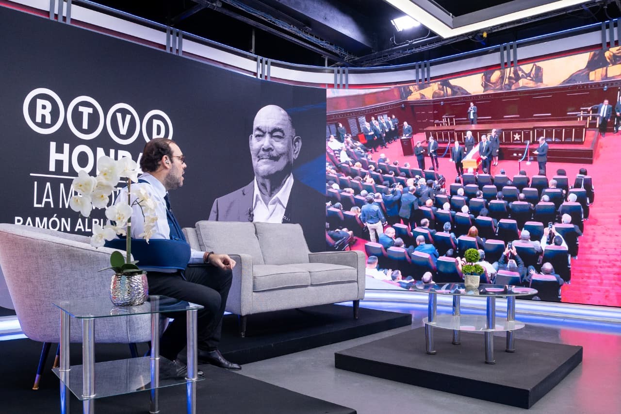 RTVD realiza programación especial en vivo en homenaje a Ramón Alburquerque