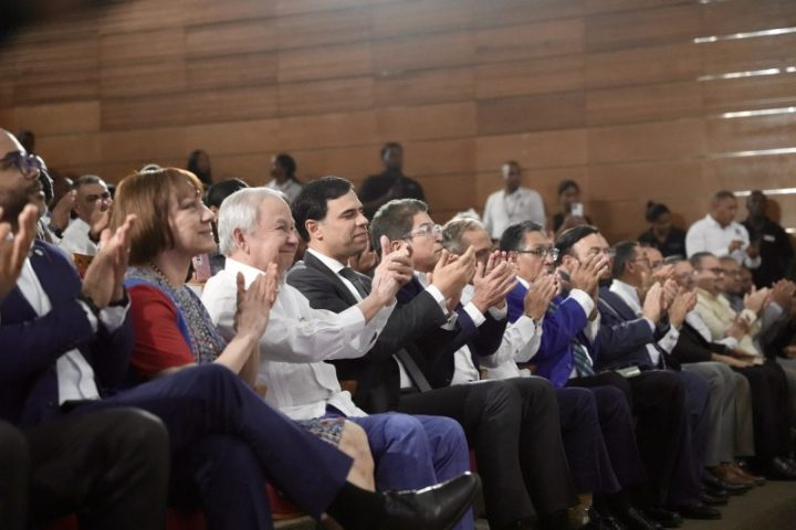 trinitarios personalidades